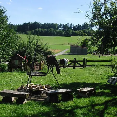 Landhaus Ferienwohnung Erika Irslingen